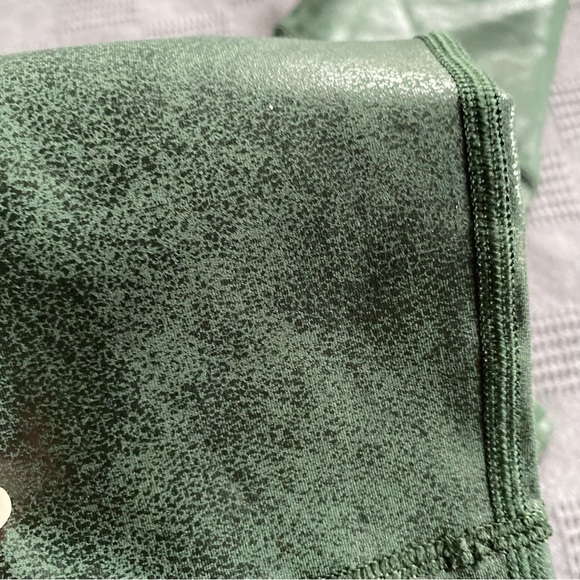 Offline by Aerie the Hugger Crossover Leggings - Picture 7 of 12